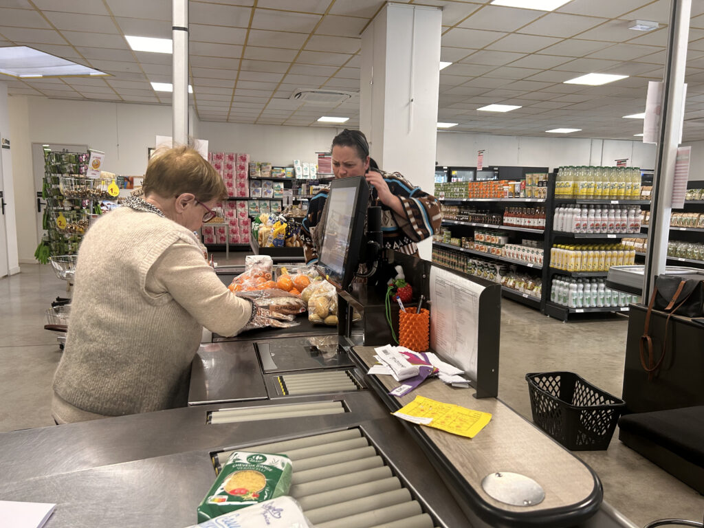 image caisse épicerie solidaire